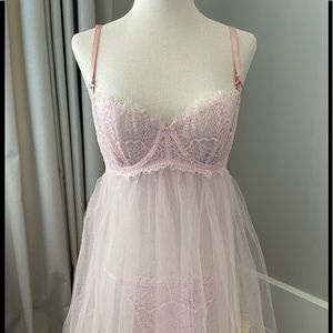 ❤️BRAND NEW NEVER WORN PINK BEAUTIFUL & SEXY BABYDOLL! SHEER BEAUTIFUL BABYDOLL!